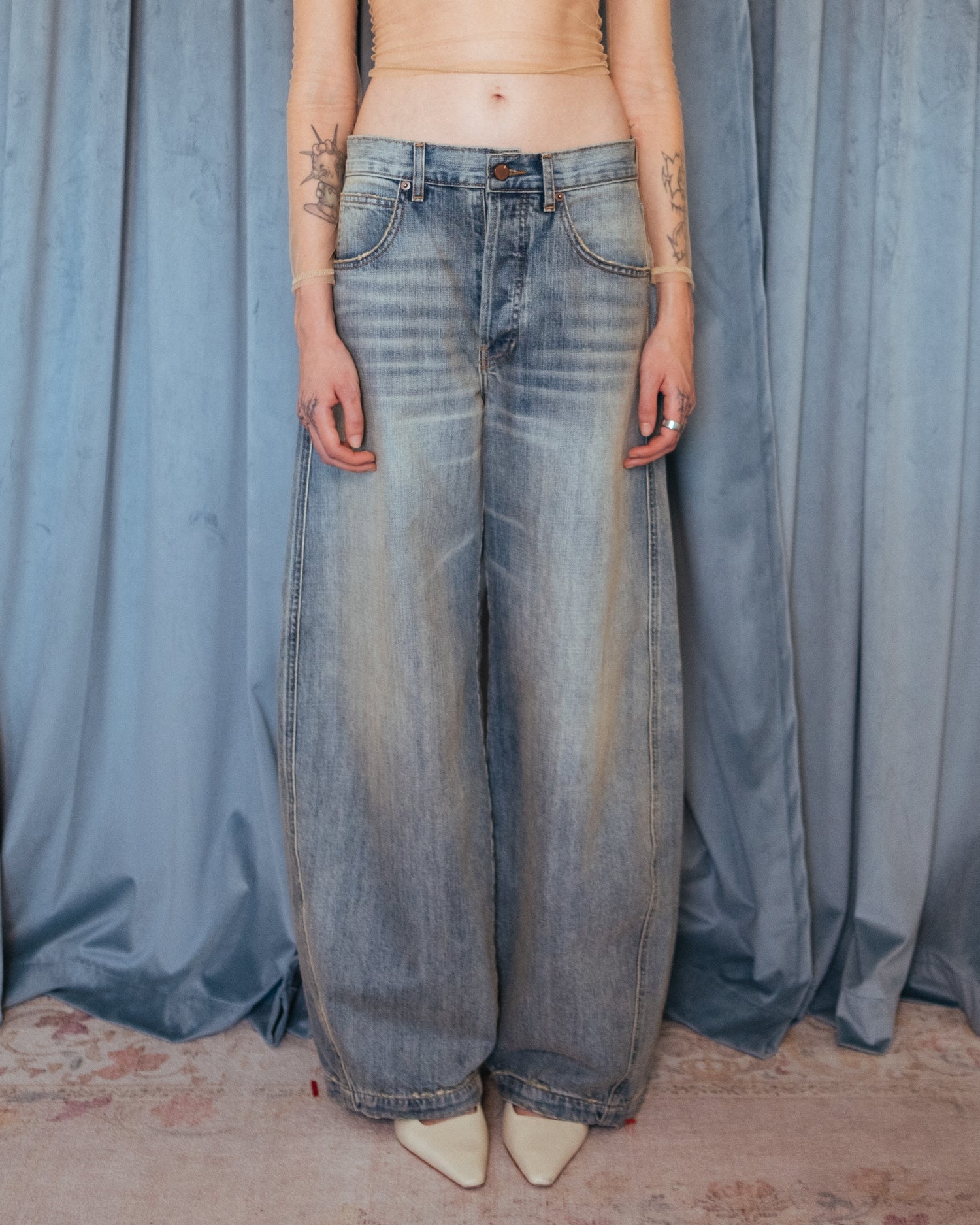 THE B1 JEANS