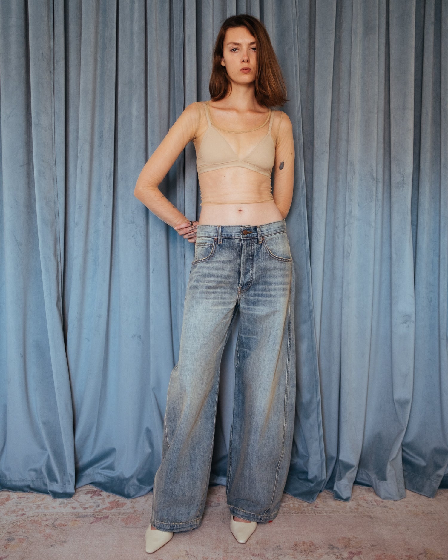 THE B1 JEANS